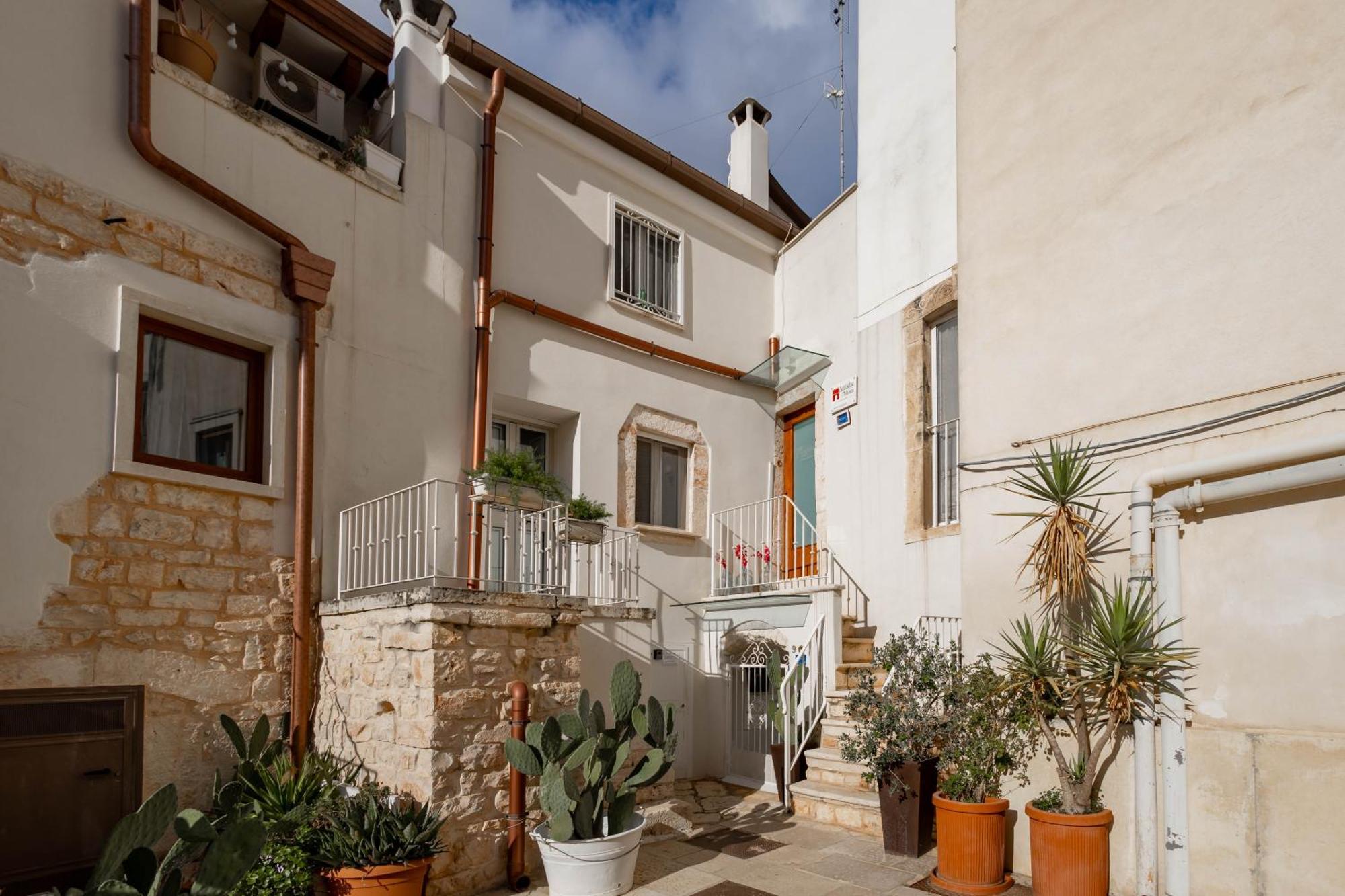 Antiche Mura Apartments"Nido Di Puglia" Monovano Turi Εξωτερικό φωτογραφία